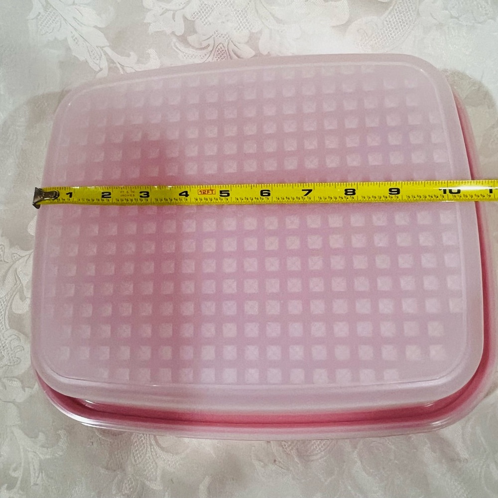 NEW in package Tupperware Season Serve Container, 2 pieces - Picture 6 of 14